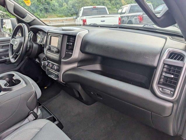 2022 RAM 1500 Big Horn 4x4 Crew Cab 5'7" Box