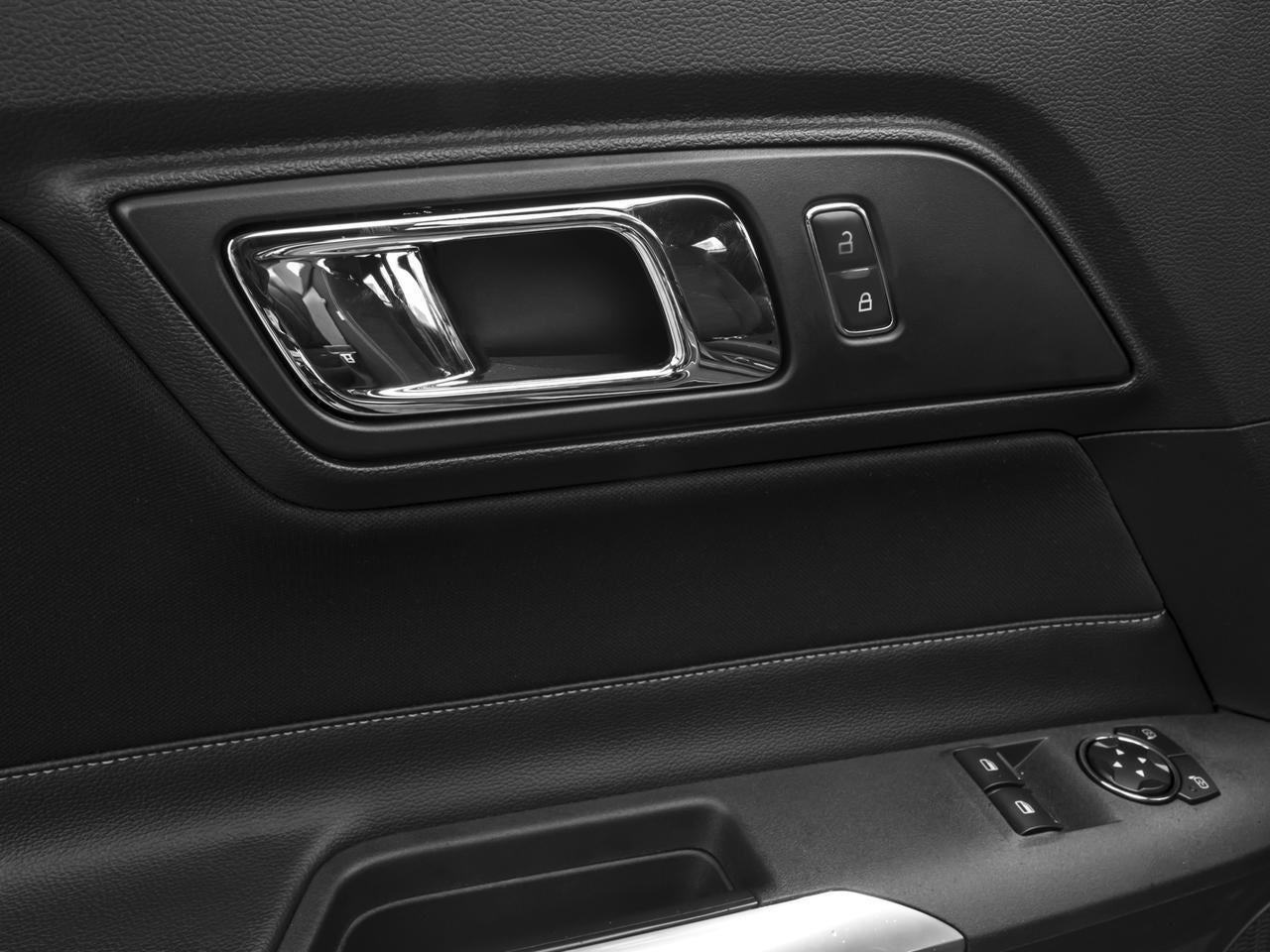 2017 Ford Mustang V6 Fastback