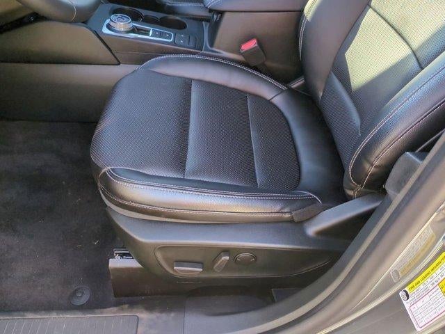 2022 Ford Escape SEL AWD