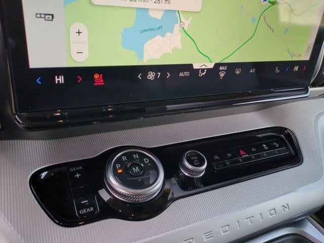 2025 Ford Expedition Active 4x4