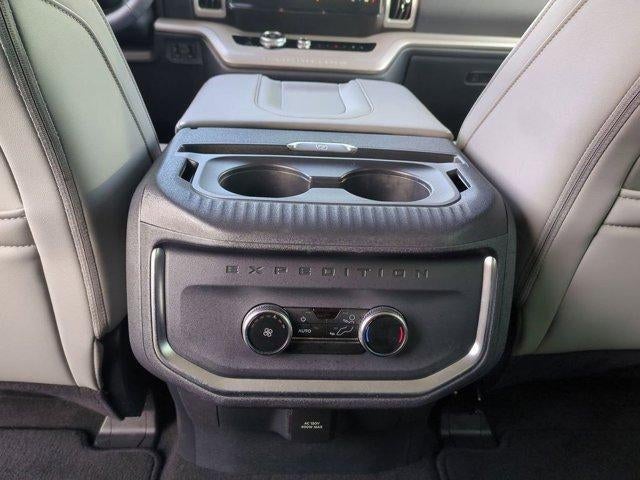 2025 Ford Expedition Active 4x4