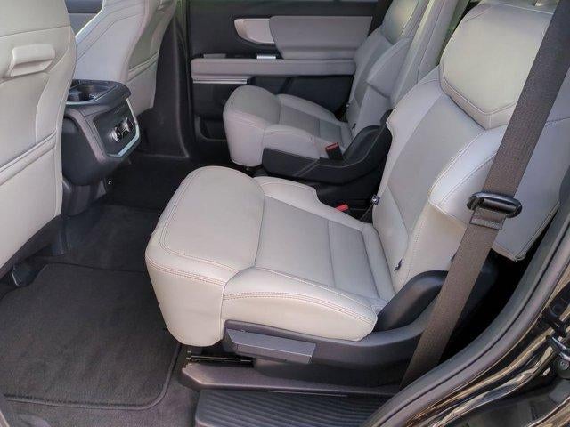 2025 Ford Expedition Active 4x4