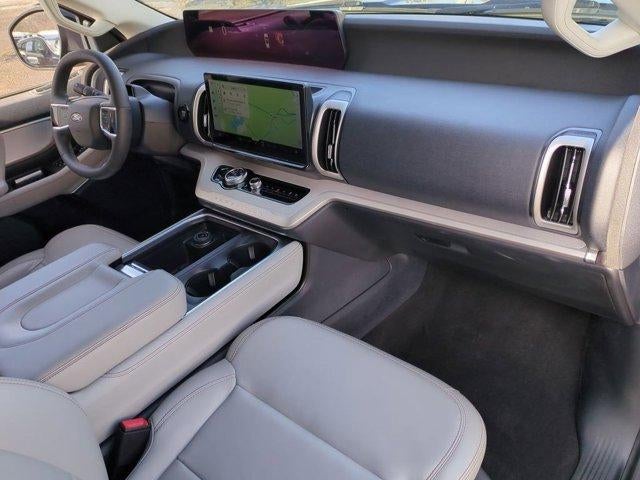 2025 Ford Expedition Active 4x4