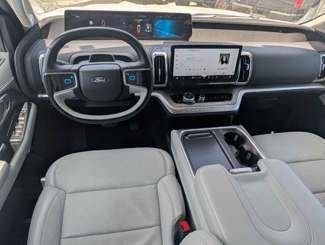 2025 Ford Expedition Platinum 4x4