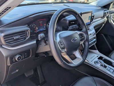 2023 Ford Explorer XLT 4WD