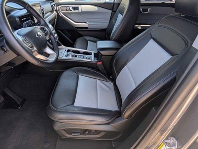 2023 Ford Explorer XLT 4WD