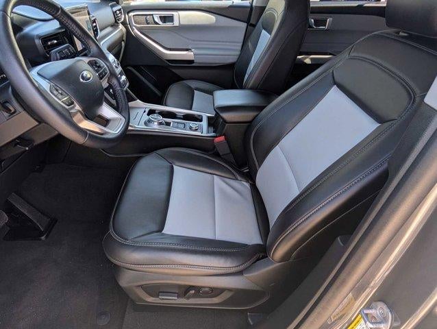 2023 Ford Explorer XLT 4WD