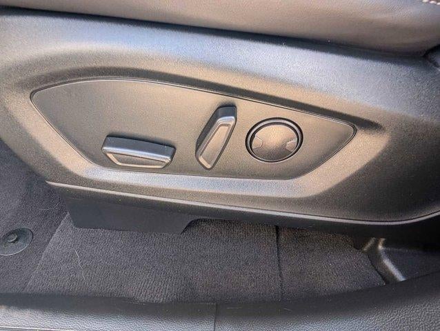 2023 Ford Explorer XLT 4WD