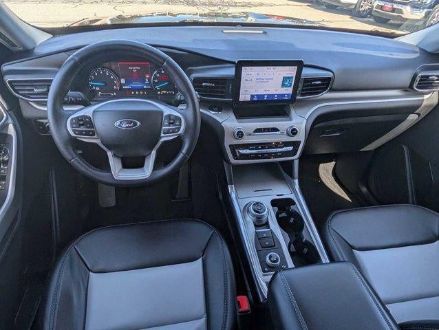 2023 Ford Explorer XLT 4WD