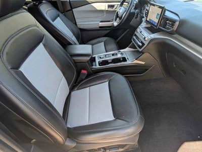2023 Ford Explorer XLT 4WD