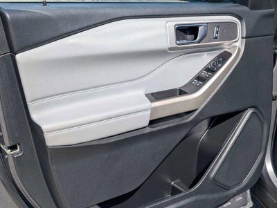 2023 Ford Explorer XLT 4WD