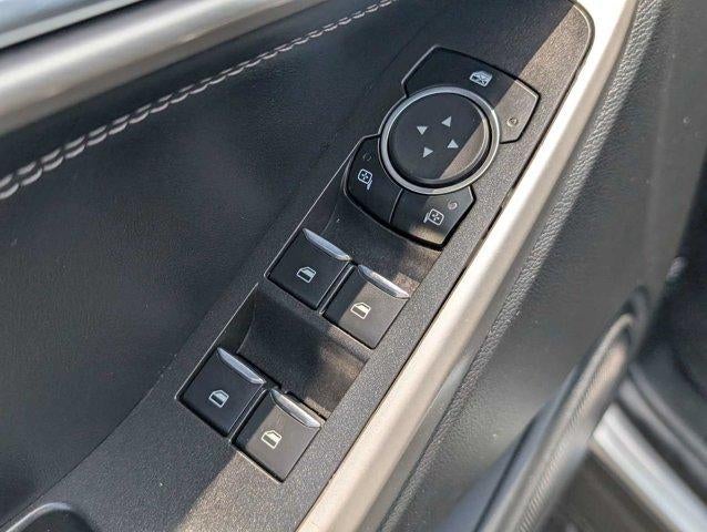 2023 Ford Explorer XLT 4WD