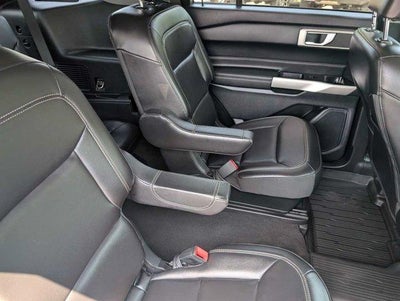 2023 Ford Explorer XLT 4WD