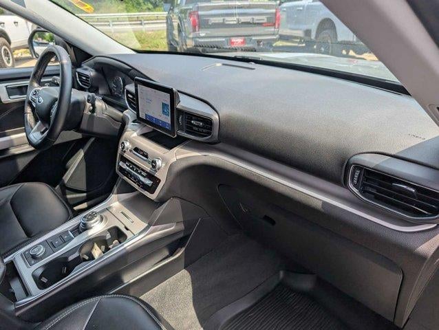 2023 Ford Explorer XLT 4WD