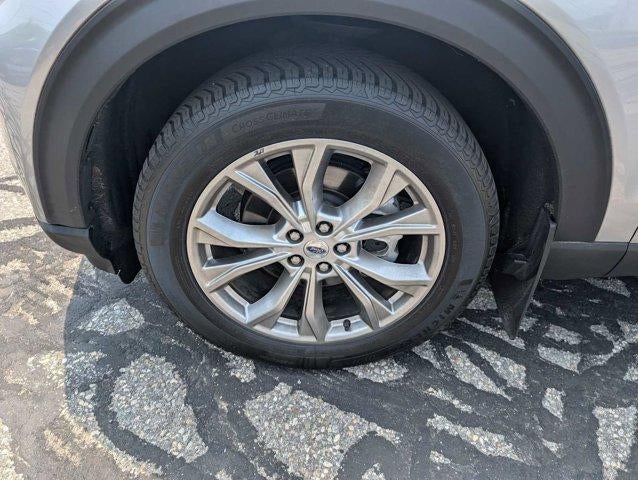 2023 Ford Explorer XLT 4WD