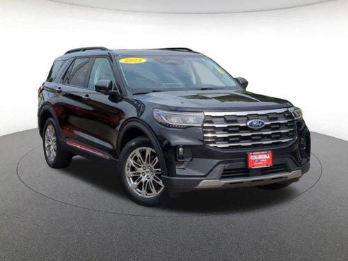 2025 Ford Explorer Active 4WD