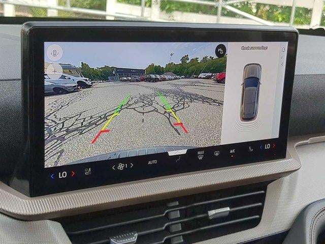 2025 Ford Explorer Active 4WD