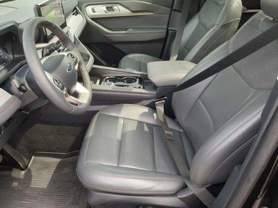 2025 Ford Explorer Active 4WD