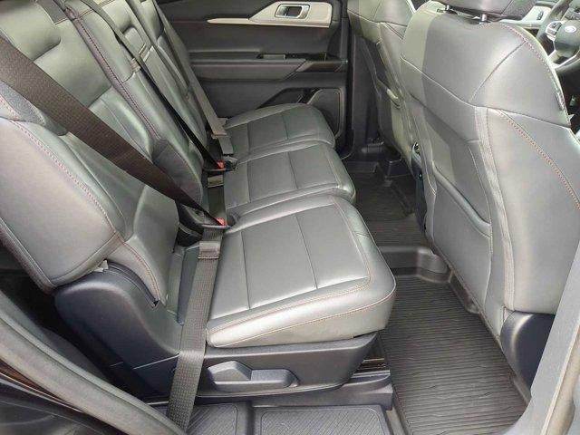 2025 Ford Explorer Active 4WD