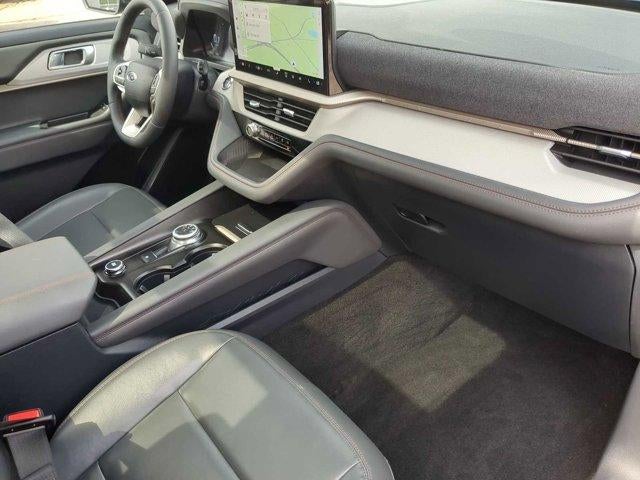 2025 Ford Explorer Active 4WD