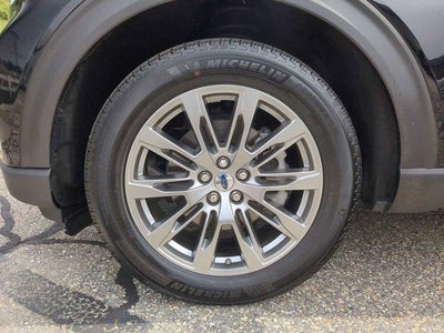 2025 Ford Explorer Active 4WD
