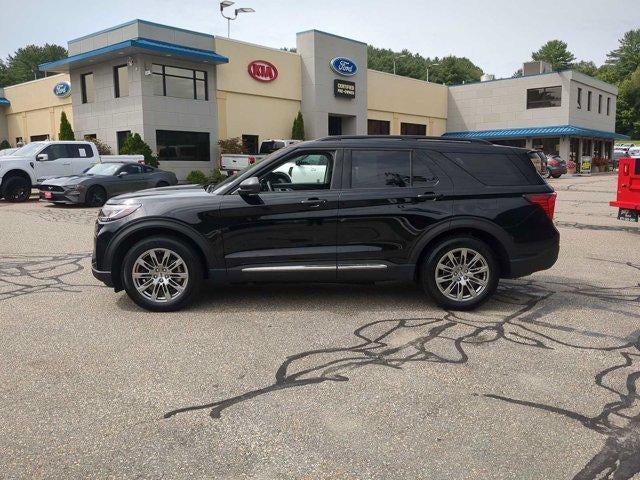 2025 Ford Explorer Active 4WD