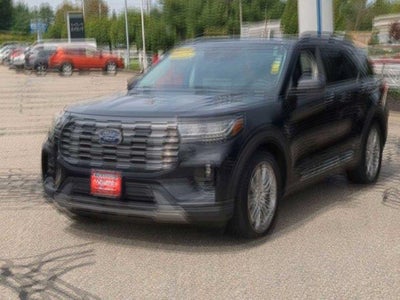 2025 Ford Explorer Active 4WD