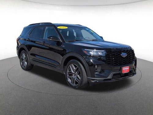 2025 Ford Explorer ST-Line 4WD