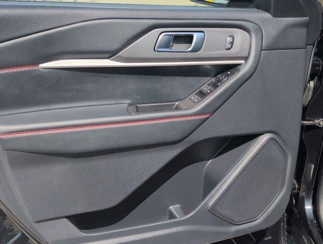 2025 Ford Explorer ST-Line 4WD