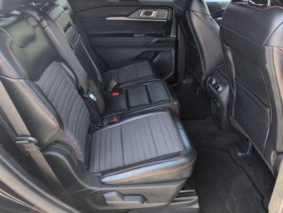 2025 Ford Explorer ST-Line 4WD