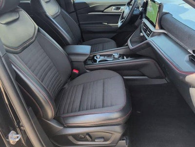 2025 Ford Explorer ST-Line 4WD