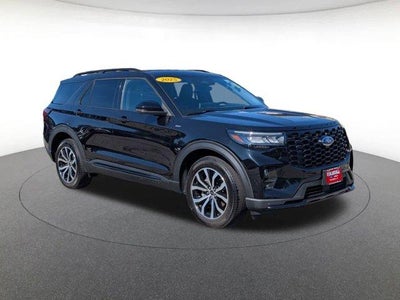 2025 Ford Explorer ST-Line 4WD
