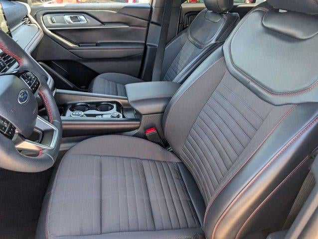 2025 Ford Explorer ST-Line 4WD