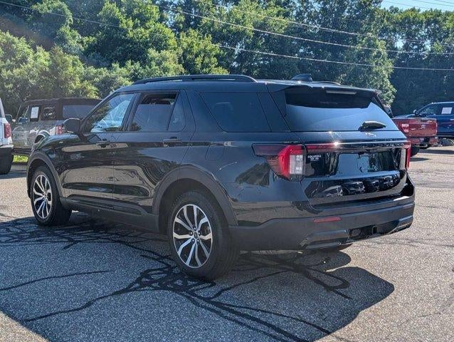 2025 Ford Explorer ST-Line 4WD