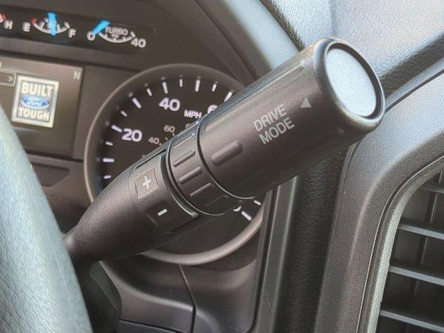 2022 Ford Super Duty F-250 SRW XL 4WD Crew Cab 6.75' Box