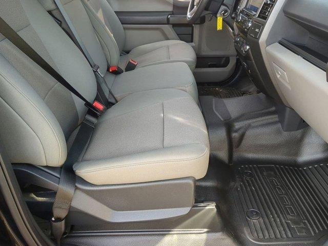 2022 Ford Super Duty F-250 SRW XL 4WD Crew Cab 6.75' Box