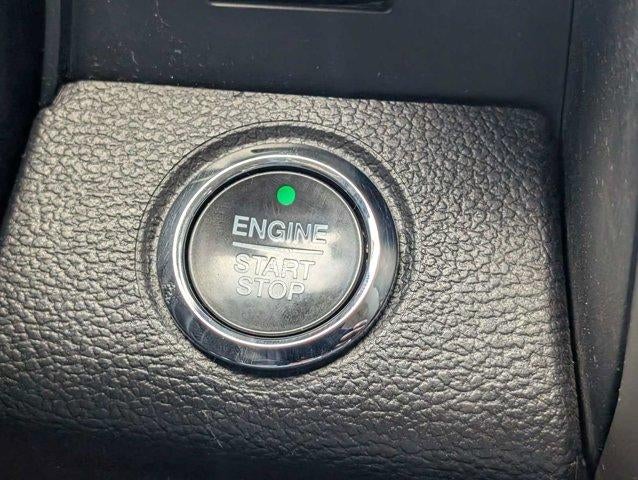 2021 Ford Super Duty F-250 SRW XL 4WD Crew Cab 6.75' Box