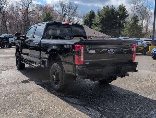 2023 Ford Super Duty F-250 SRW XL 4WD Crew Cab 6.75' Box
