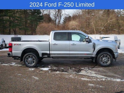 2024 Ford Super Duty F-250 SRW XL 4WD Crew Cab 6.75' Box