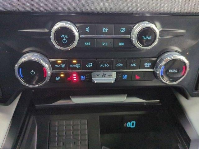 2023 Ford Super Duty F-350 SRW XL 4WD Crew Cab 6.75' Box