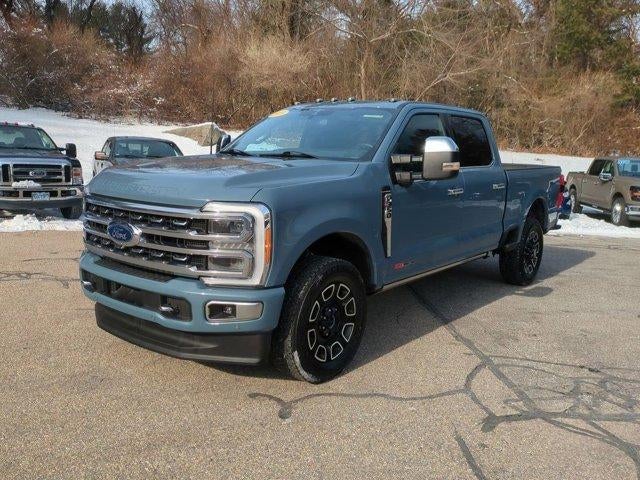 2023 Ford Super Duty F-350 SRW XL 4WD Crew Cab 6.75' Box