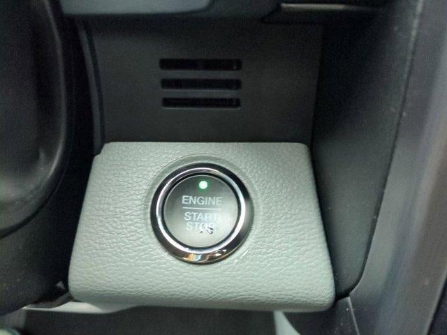 2022 Ford Super Duty F-450 DRW XL 4WD Crew Cab 8' Box