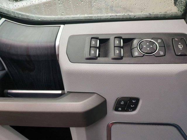 2022 Ford Super Duty F-450 DRW XL 4WD Crew Cab 8' Box