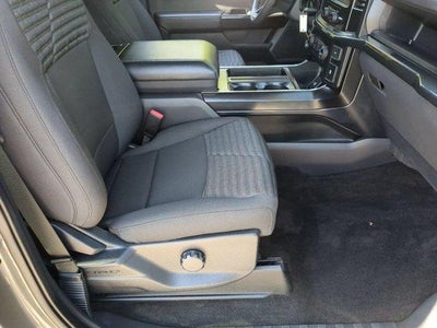 2022 Ford F-150 XL 4WD SuperCrew 5.5' Box