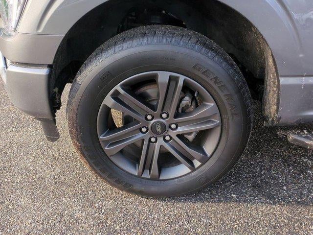 2022 Ford F-150 XL 4WD SuperCrew 5.5' Box