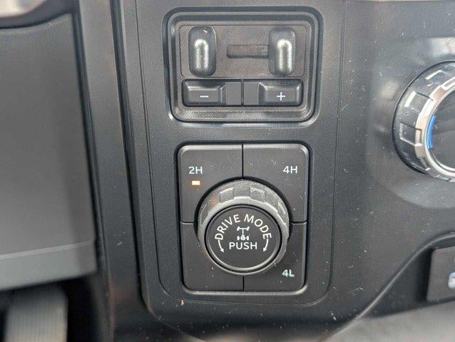 2023 Ford F-150 XL 4WD SuperCrew 5.5' Box