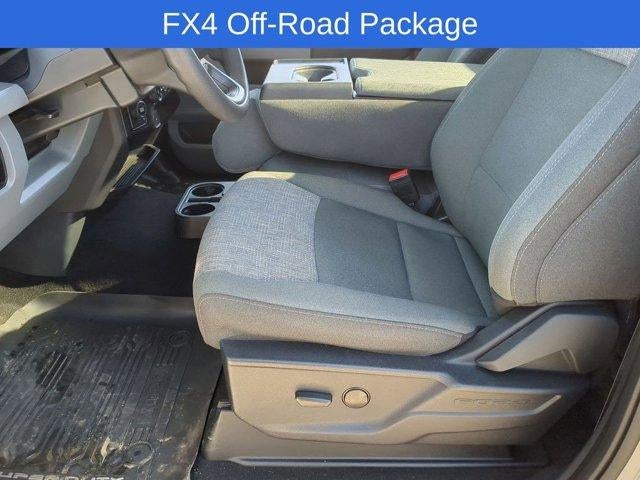 2024 Ford Super Duty F-450 DRW XL 4WD Reg Cab 8' Box