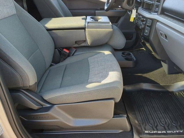 2024 Ford Super Duty F-450 DRW XL 4WD Reg Cab 8' Box