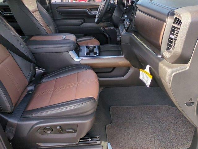 2024 Chevrolet Silverado 3500 HD Crew Cab Standard Box 4-Wheel Drive High Country