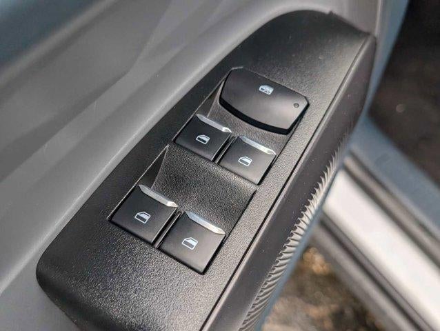 2025 Ford Maverick XL AWD SuperCrew